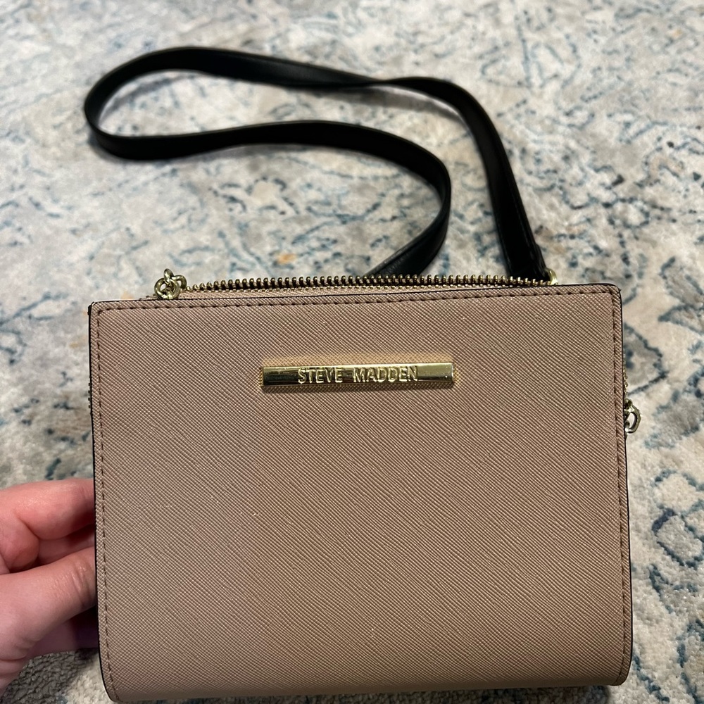 Steve Madden Cross Body Purse